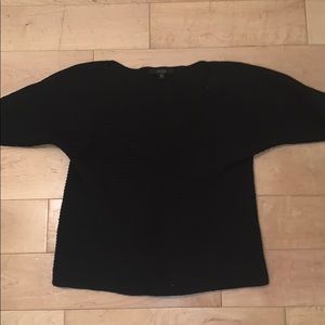 Women’s M/L Guess knit sweater